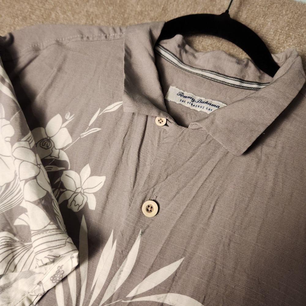 Tommy Bahama Veracruz Cay Shirt Mens Large Taupe Excellent Floral Hibiscus Palm